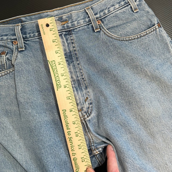 Vintage Y2K Levis 505 Classic Straight Leg Light Wash Jeans Size 34x30 - Picture 8 of 9